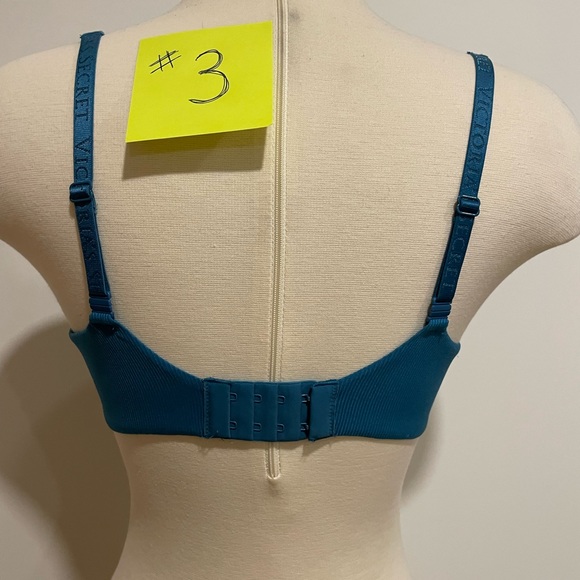 Victoria’s Secret bra lot size 36C - Picture 11 of 15